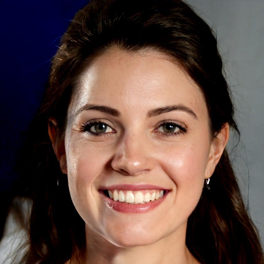 Динара Сабитова - консультант по кредитованию